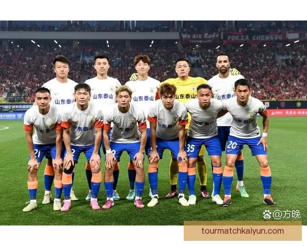 哥伦比亚队高压逼抢表现稳健，战术效果明显提升